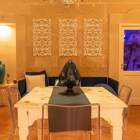 לצ'ה Cadelli Luxury Suite & Apartments מראה חיצוני תמונה