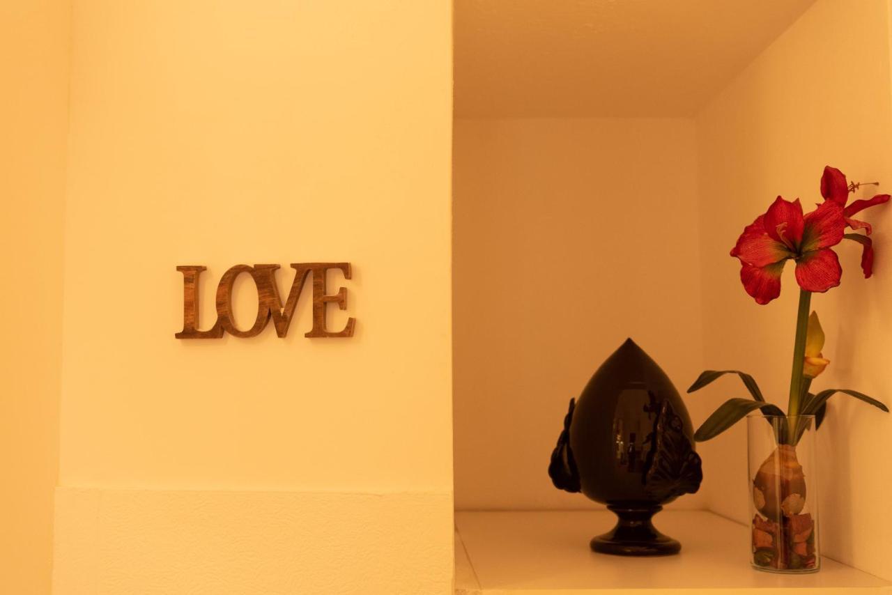 לצ'ה Cadelli Luxury Suite & Apartments מראה חיצוני תמונה
