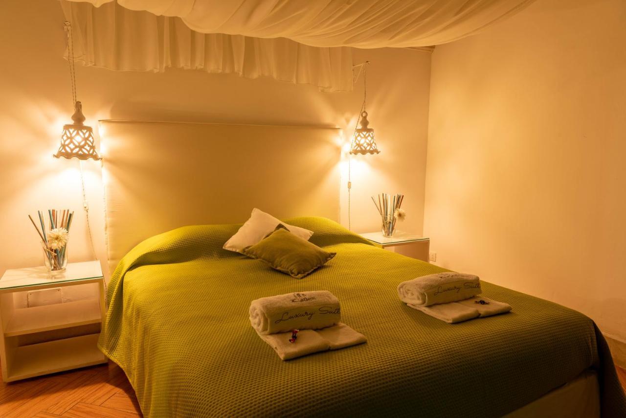 לצ'ה Cadelli Luxury Suite & Apartments מראה חיצוני תמונה