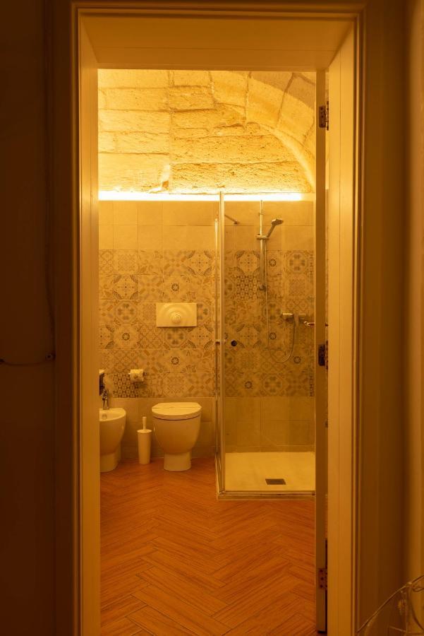 לצ'ה Cadelli Luxury Suite & Apartments מראה חיצוני תמונה