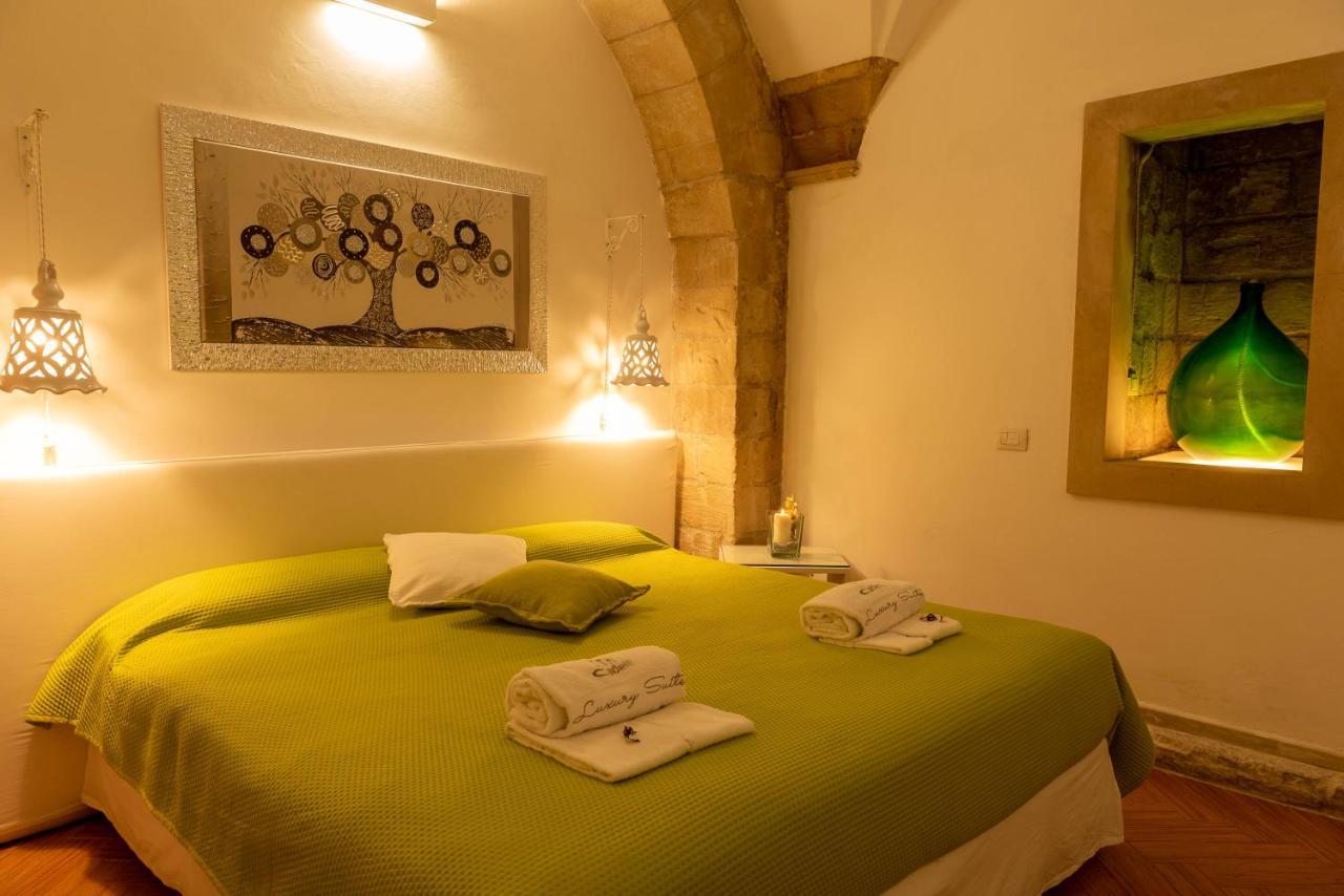 לצ'ה Cadelli Luxury Suite & Apartments מראה חיצוני תמונה