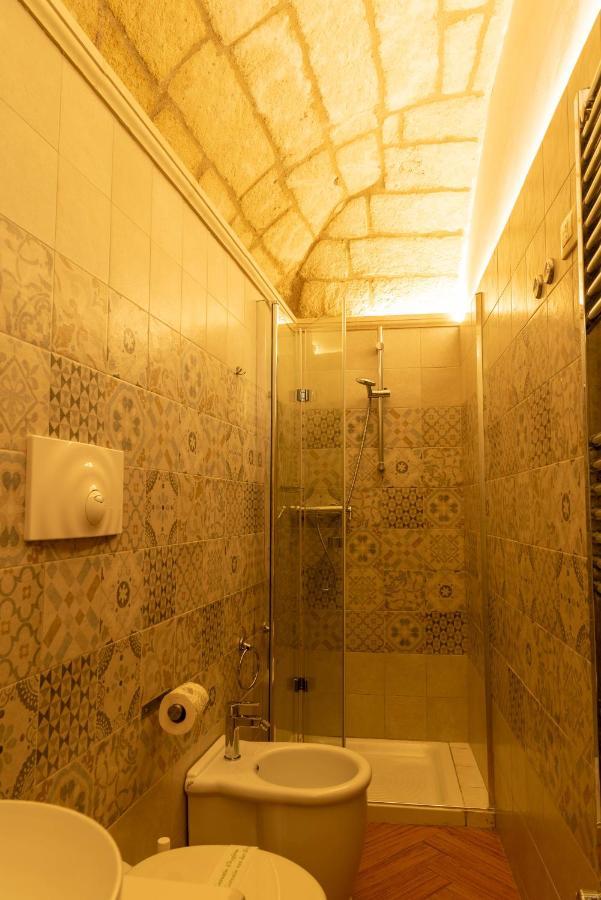 לצ'ה Cadelli Luxury Suite & Apartments מראה חיצוני תמונה